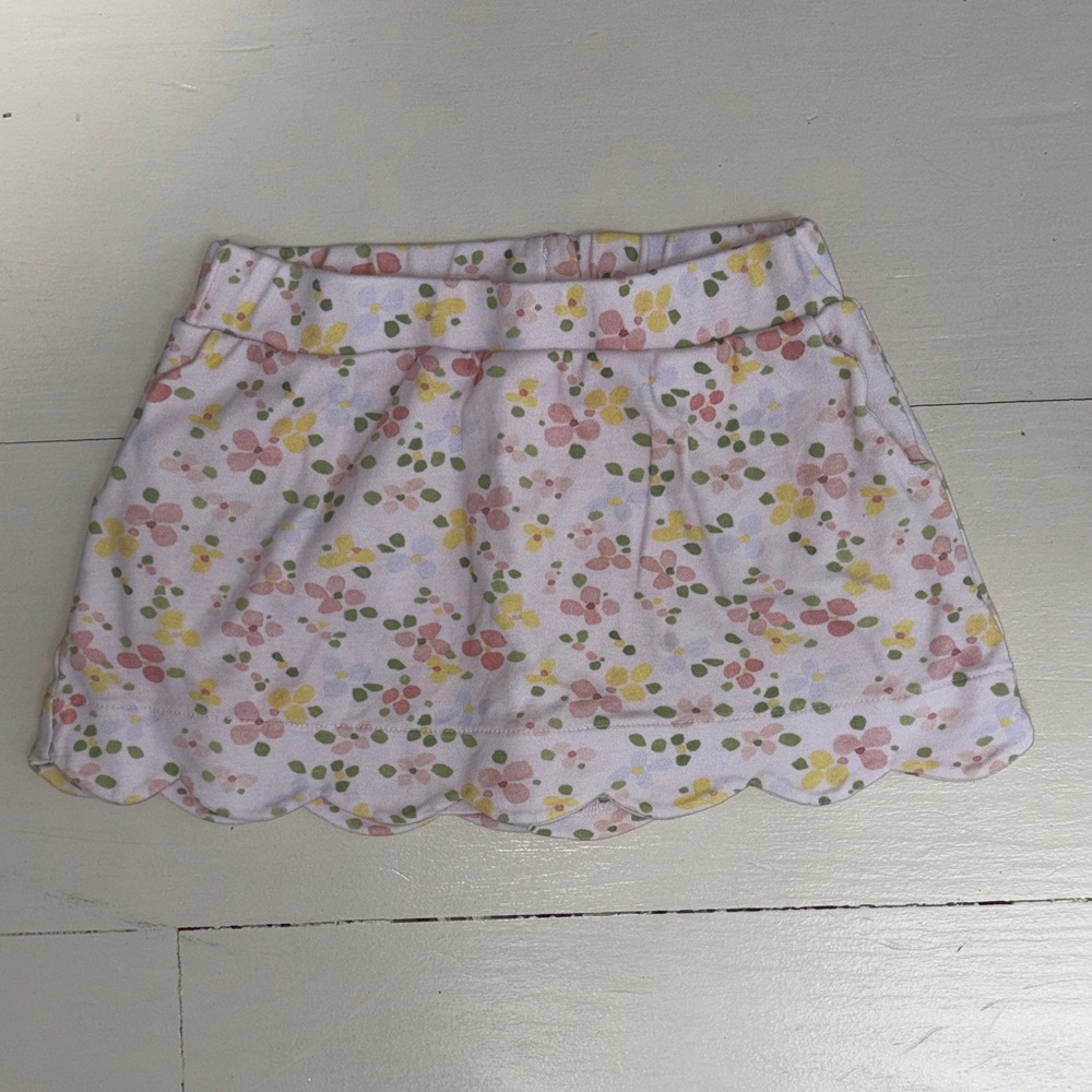 Girls Floral Scallop-Hem Skort in Light Pink